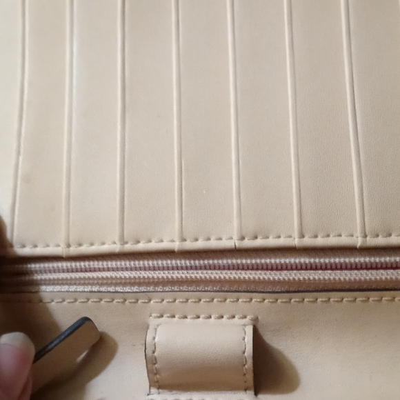 Kate Spade New York Red Pebble Leather Card Folio - Picture 7 of 7